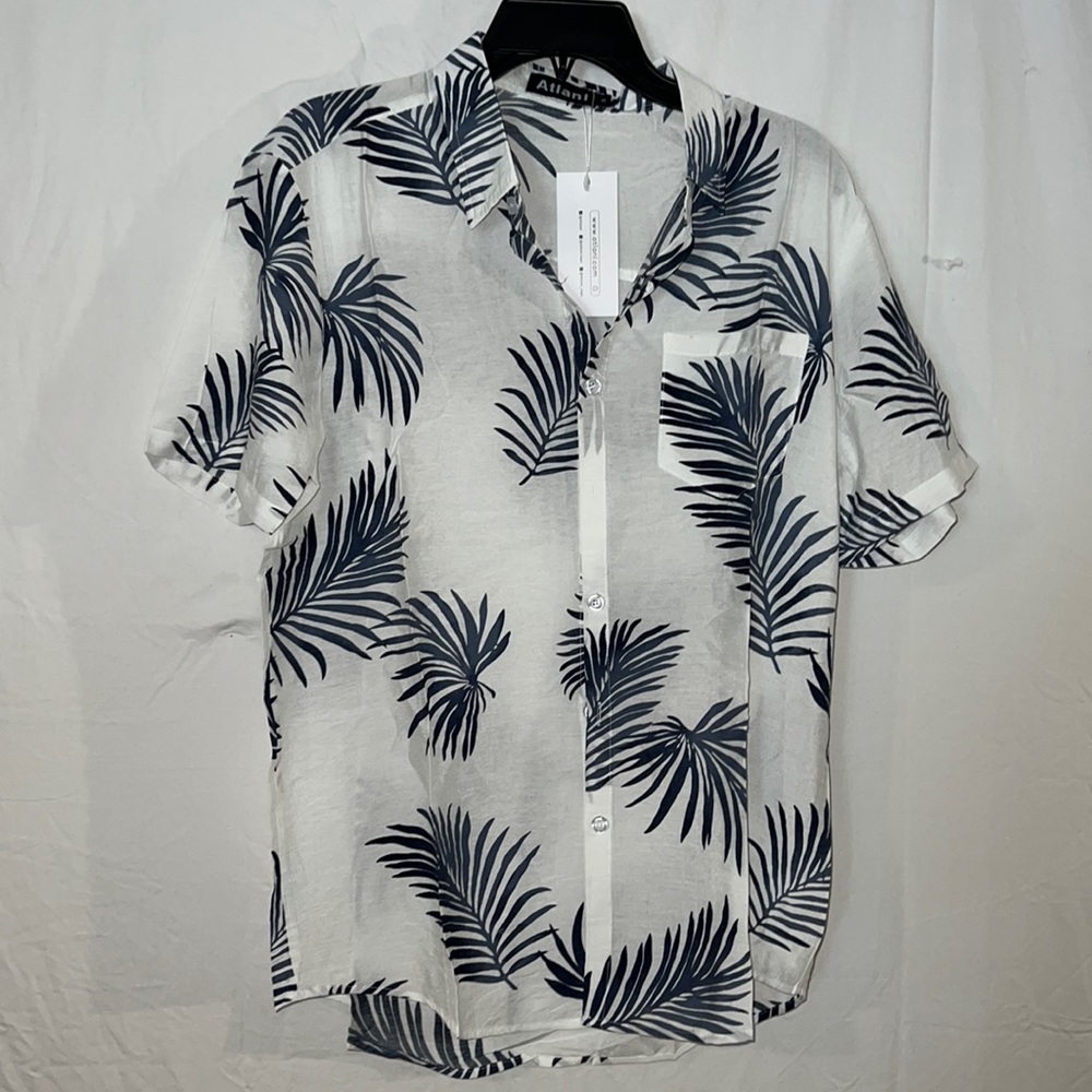 Men’s Shirt ATLANL size medium
